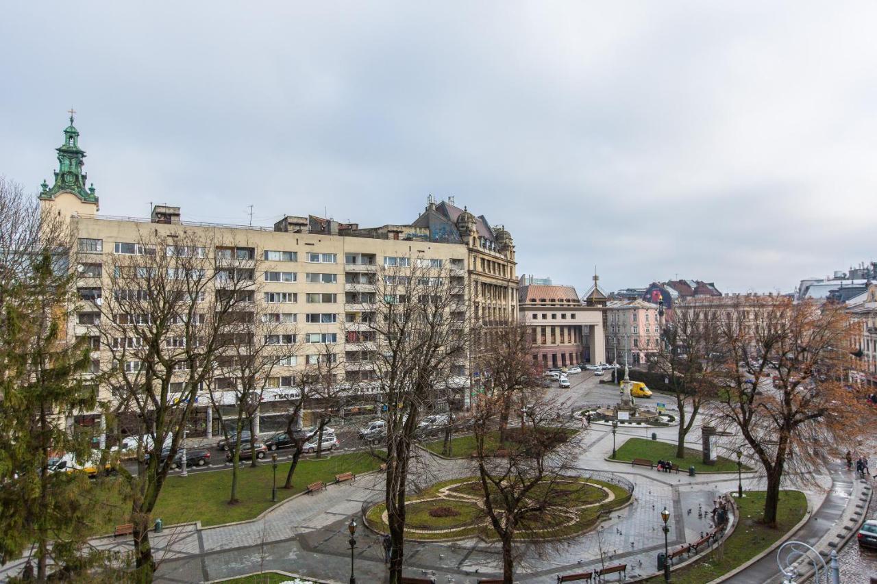 В Центрі Біля Ратуші Вулиця Площа Ринок 11 Leópolis Exterior foto